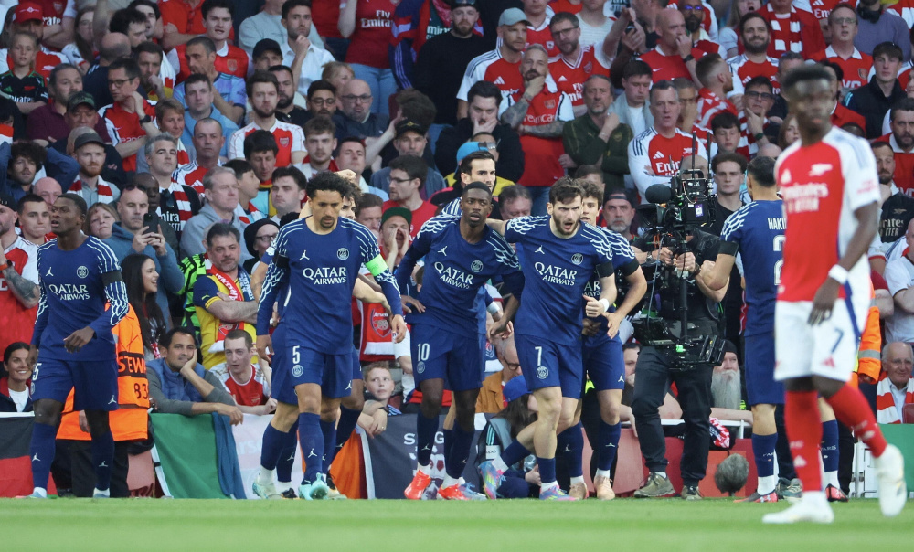 身份认同！14年1月以来，巴萨首次在诺坎普首发9名西班牙球员（本土归来！巴萨自2014年1月以来首次在诺坎普派出9名西班牙籍首发）