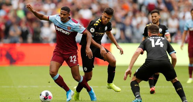 卡尼萨雷斯：库尔图瓦是我心中最佳门将，是我见过的最强门将（卡尼萨雷斯称库尔图瓦为心中最佳：我见过的最强门将）