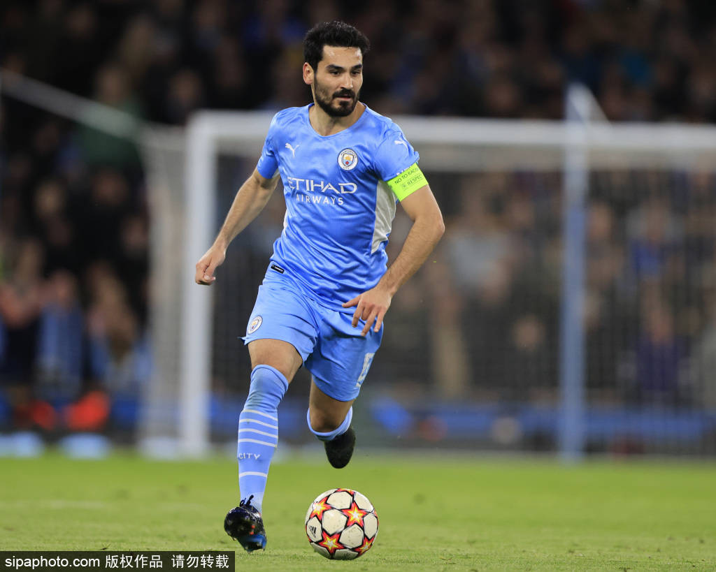 泽林斯基：我们感到愤怒，在场上看那绝不是一次犯规（泽林斯基：我们很愤怒，那球绝对不是犯规）