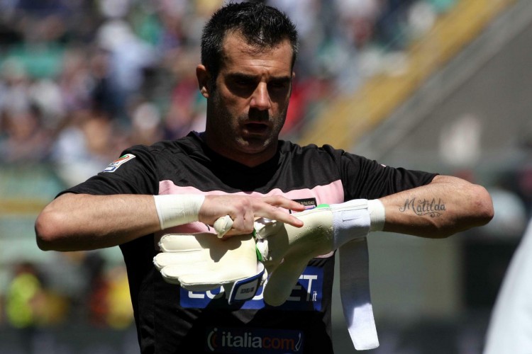 罗马诺：国米正和热那亚谈卡尔博尼未来，球员可能冬窗回国米（罗马诺：国米与热那亚商议卡尔博尼去向，球员或在冬窗回归国米）