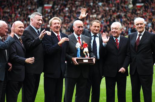 亚冠战报：蓉城惊艳逼平神户，海港晋级战在即（亚冠快讯：蓉城精彩战平神户，海港晋级关键战将至）