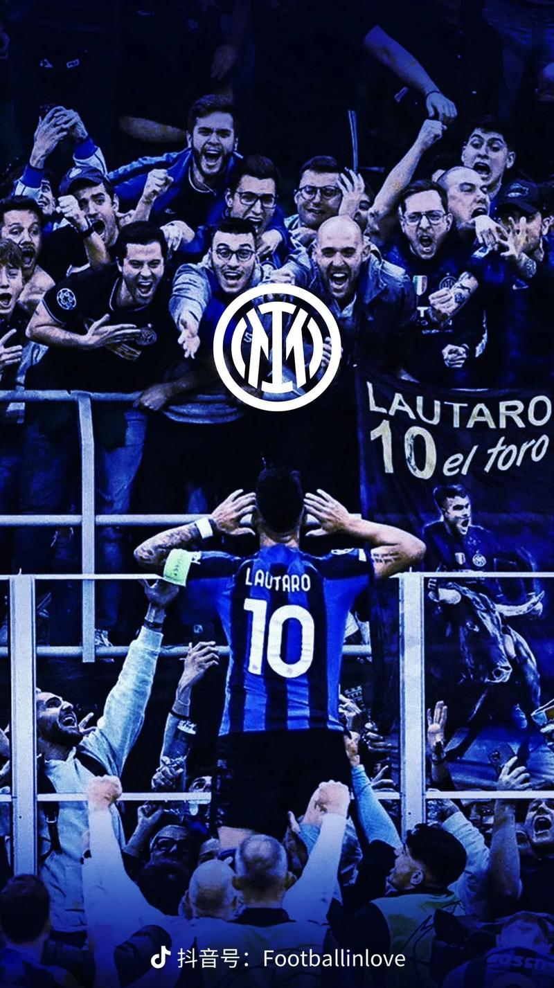 皮克：巴萨本赛季能竞争所有赛事的冠军，包括欧冠在内（皮克：本季巴萨有实力冲击各项锦标，欧冠也不例外）