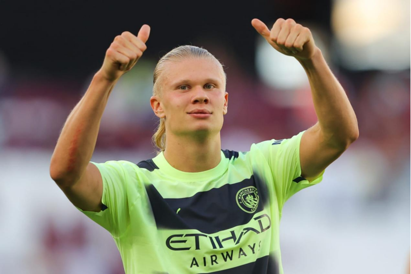 戴伟浚发文疑似告别申花，中国年轻球员的出路究竟在何方？（戴伟浚社媒发声疑与申花告别，中国年轻球员的未来路在何处？）