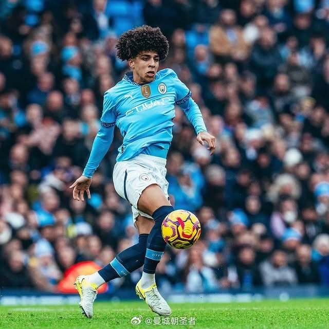 德转列世界足坛身价前15：亚马尔、哈兰德、姆巴佩2亿并列第一（德转发布全球足坛身价TOP15：亚马尔、哈兰德、姆巴佩以2亿并列榜首）