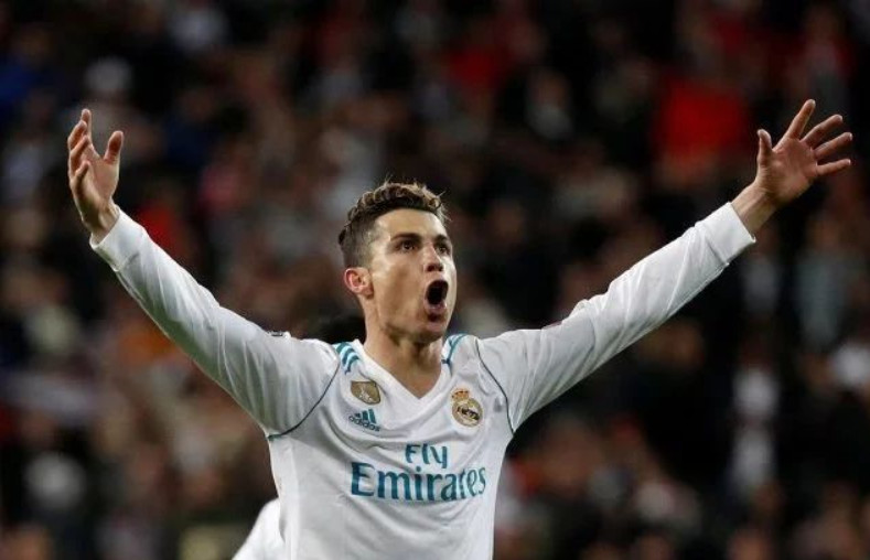 火箭哈登连续三场得分30+（哈登为火箭连砍三场30+得分）