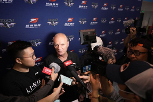 蒋圣龙：理解球迷的失望；末轮踢好自己的比赛（蒋圣龙：理解球迷心情，末轮专注打好自身比赛）