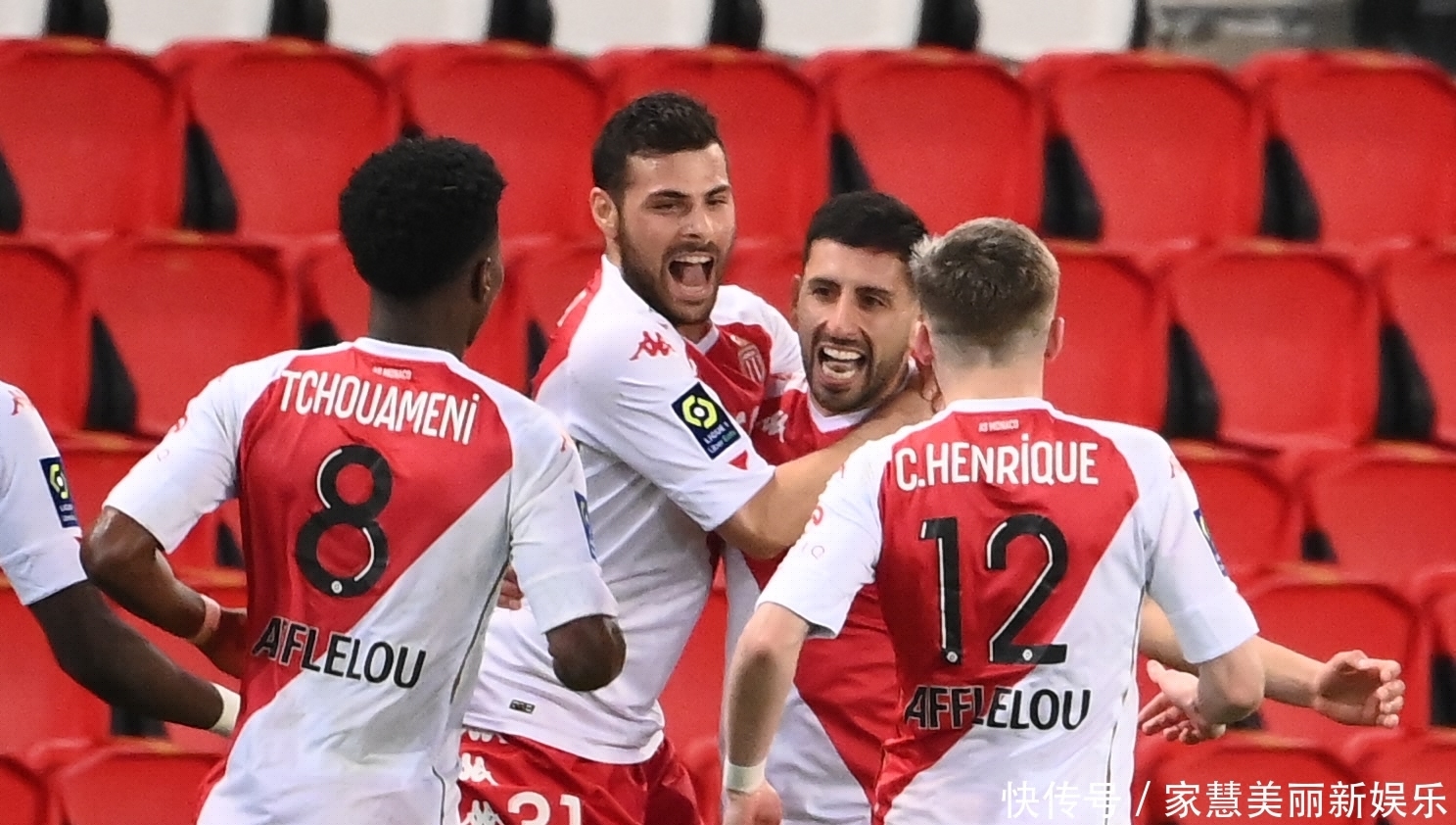 生涯首次攻破科莫球门，劳塔罗意甲对阵30支球队取得过进球（生涯首破科莫球门，劳塔罗已在意甲对30队取得进球）