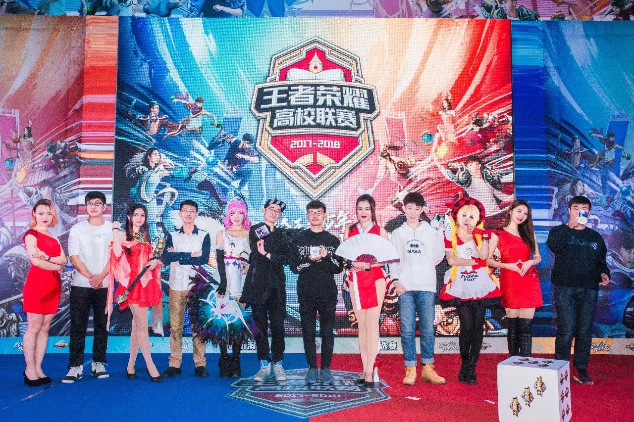 更是一个影 更是一个影